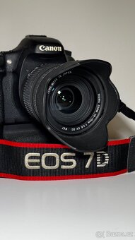 Prodám set Canon 7D + 4 objektivy + batterygrip + blesk - 2