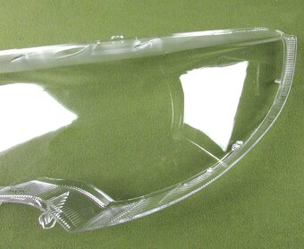 Kryty světel Superb (2009-2013) sada (L+P) - 2