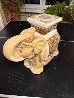 Dekorativní keramický slon - 2