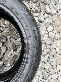 LETNI PNEU  BMW X5  235/50/19 - 2