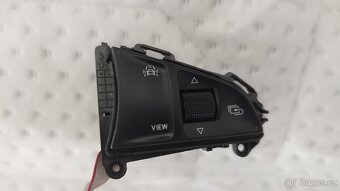 Multifunkční tlačítka volantu Škoda - 2