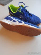 Tenisky Osics vel.39,5 - do haly - 2