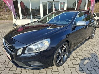 VOLVO V60 2.0D4 120kW R-DESIGN - 2