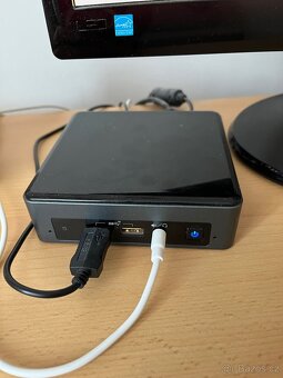 Mini PC sestava + PC stůl - 2