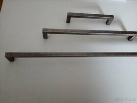 Prodám úchyty na kuchyňská dvířka - 2