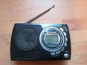 Malý tranzistor FM/AM Roadstar - 2