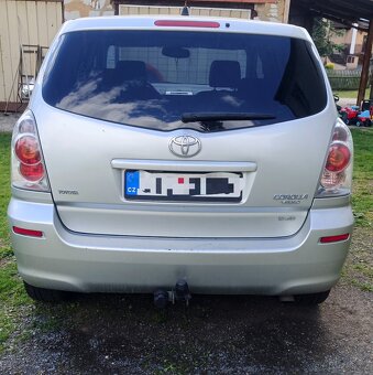 Toyota Corolla Verso 2, 2 D-4D 130kw - 2