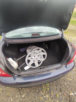 Hyundai elantra 1.6 rv. 2006 - 2