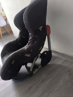 Dětská autosedačka - 2