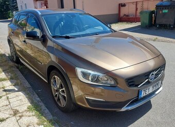 Volvo V60 D3 Cross Country - 2