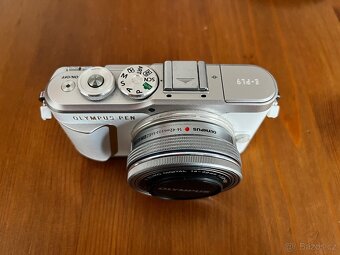Olympus PEN E-PL9 - 2
