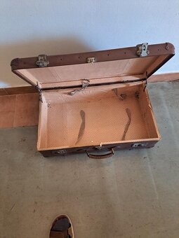Prodám starý cestovní kufr - 2