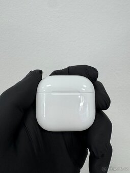 🎧 Apple AirPods 4 - 2