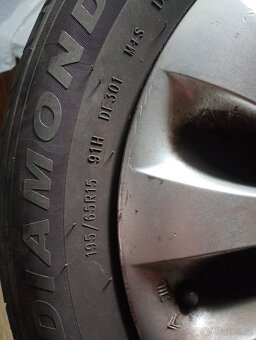 Letní pneu 195/65/R15 - 2