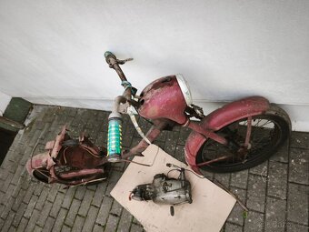 Jawa 550 pařez - 2