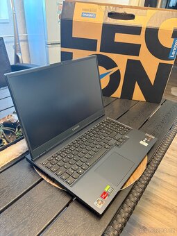 Herní notebook Lenovo Legion - 2