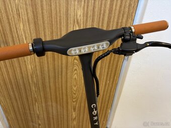 Elektrokoloběžka Cory Plus SA - 2