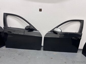 BMW e91 boční dveře blacksaphire metalic - 2