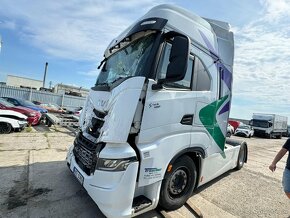 Iveco AS440ST/P rv: 2021/10 353kw Havarované - 2