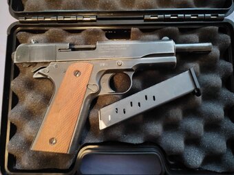 Expanzní Colt 1911 - 2
