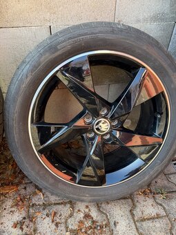 Alu kola Škoda scala monte carlo 205/50 r17 - 2
