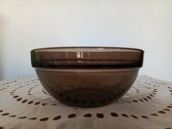 MISKA - VÍNOVÁ BARVA - SILNÉ SKLO - 17 CM - 2