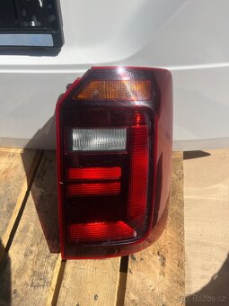 Vw Caddy 3 2017 zadní světlo, světla LED poškozené - 2