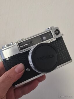 Yashica Minister D - 2