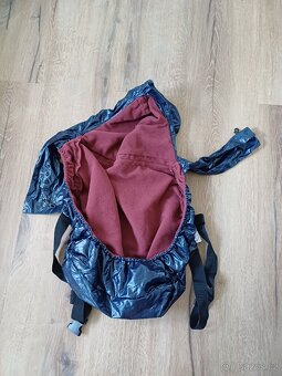 Nepromokavá zateplená kapsa na nosítko Ergobaby - 2