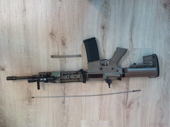 AR15 CYMA - 2