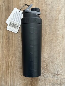 1x Aerobottle láhev nerezová / šejkr 950ml (32oz) - 2