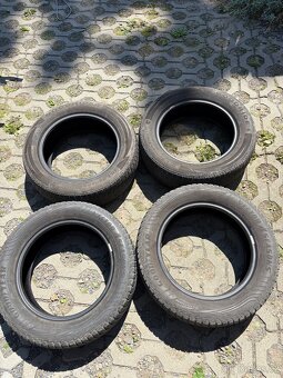 205/60 R16 - 2