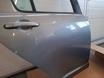 Pravé zadní dveře Suzuki swift mk6 05-12 - 2