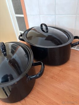Oválné litinové hrnce se smaltovaným vnitřkem - 2