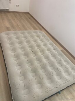 nafukovací matrace- inflatable air matress- decathlon - 2