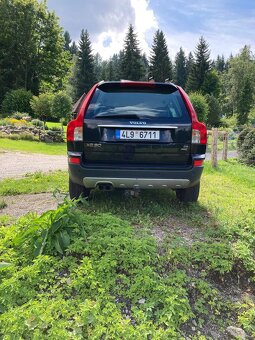 Volvo XC 90 2,4 D 136 kW. 4x4 - 2