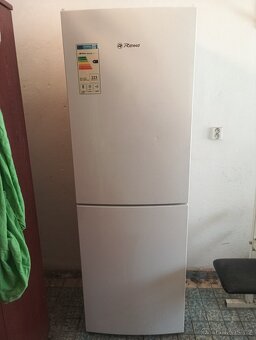 Prodám starší kombinovanou lednici s mrazákem. - 2