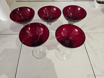 Rubinove klenice na sekt - 2