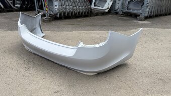 Zadní nárazník Škoda Rapid, nový bílá. 5JH807421B - 2