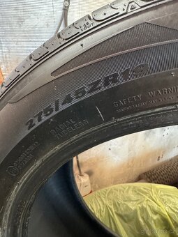Nexen NFERA RU1 275/45R19 - 2