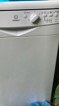 Myčka Indesit - 2