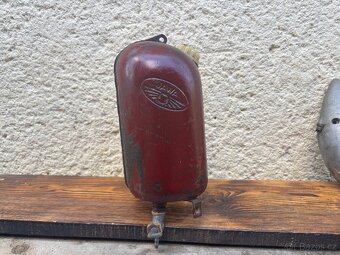 Nádrž jawa 550 555 - 2