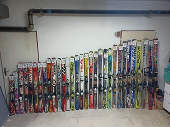 Prodám různé carvingové lyže. - 2