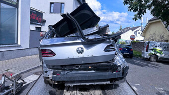 Vůz na náhradní díly VW Arteon 3H sedan 2017 CUAA RWU LB7S - 2