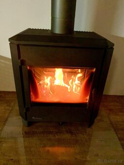 Litinová kamna - na dřevo/ brikety – FUNKČNÍ - 2