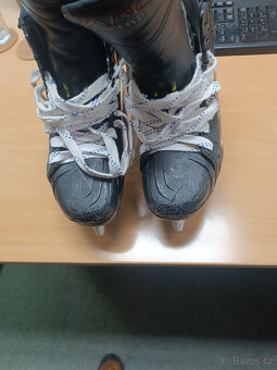 Brusle Bauer Vapor Hyperlite 2 9 FIT 3 - 2