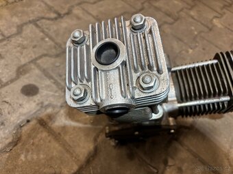 Prodám dvoupist kompresor Tatra - 2