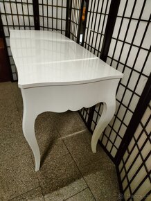 Jídelní stůl bílý - 2