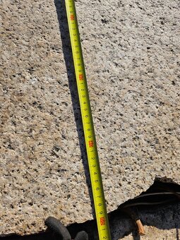 Prodám žulové kameny - - 2