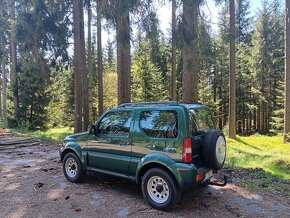 SUZUKI JIMNY 1,3 2011 bez koroze - 2